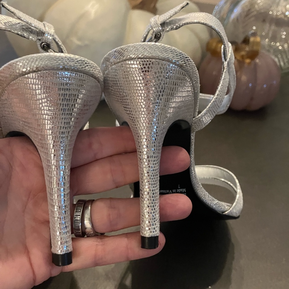 Silver metallic Kelly and Katie 3.5” heels